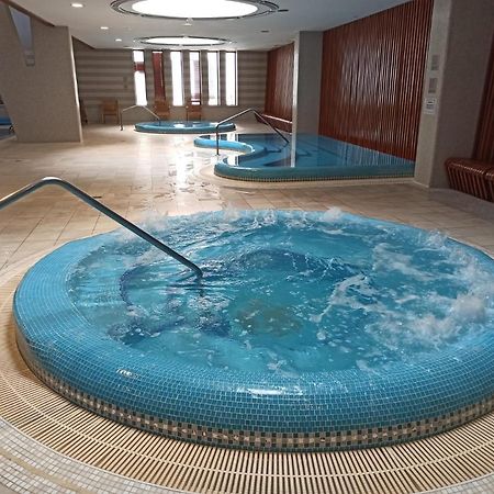 Luxury Apartment Dunapest With Spa And Pool Будапеща Екстериор снимка