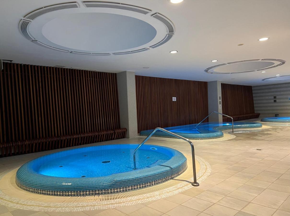 Luxury Apartment Dunapest With Spa And Pool Будапеща Екстериор снимка